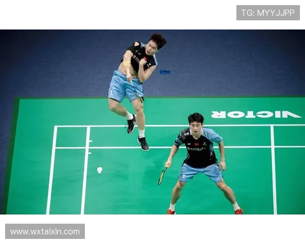 成都羽毛球队与杭州羽毛球队赛后复盘分析力量对比与战术探讨